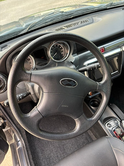 Ligier JS 60 Chic DCI - 4000 mil - Fullservad - AC - Motorvärmare 5 of 8