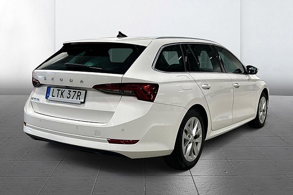 Skoda Octavia 4 of 10