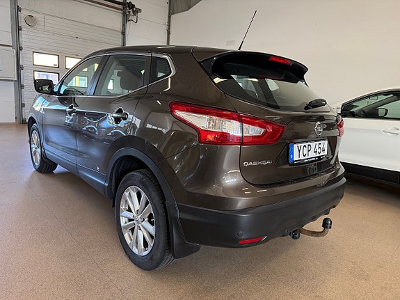 Nissan Qashqai 4 of 8
