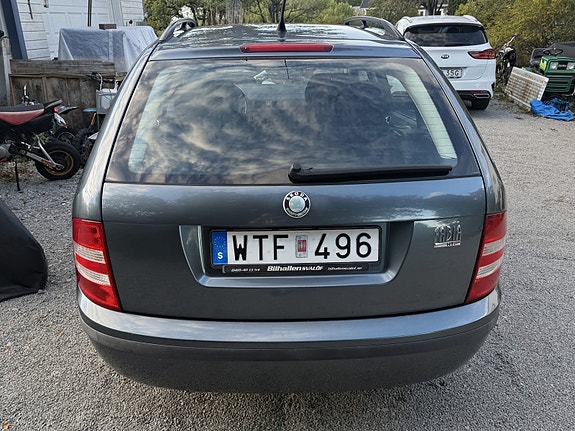 Skoda Fabia 5 of 27