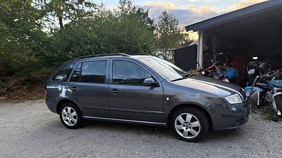 Skoda Fabia 9 of 27