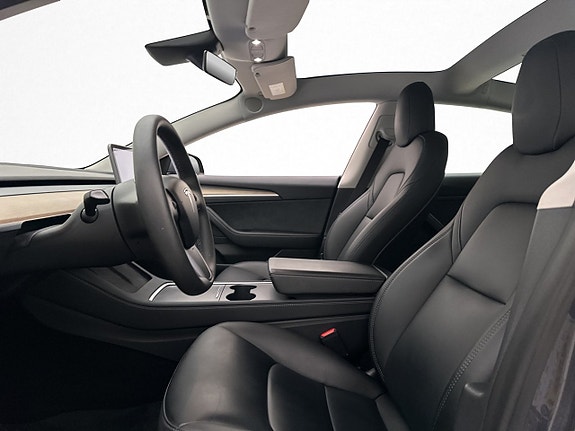 Tesla Model 3 11 of 30