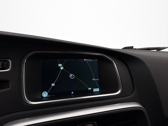 Volvo V40 22 of 30