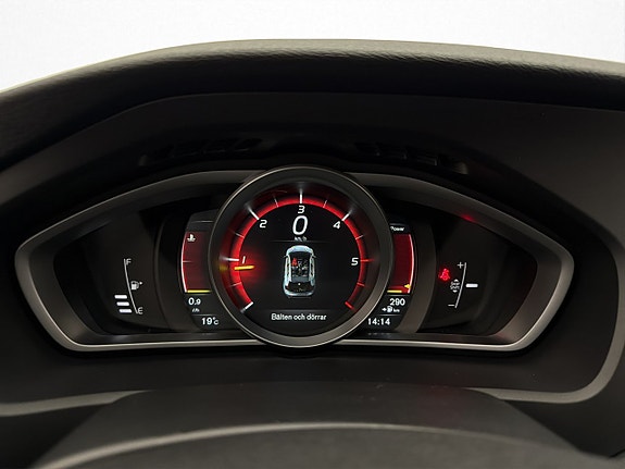 Volvo V40 16 of 30
