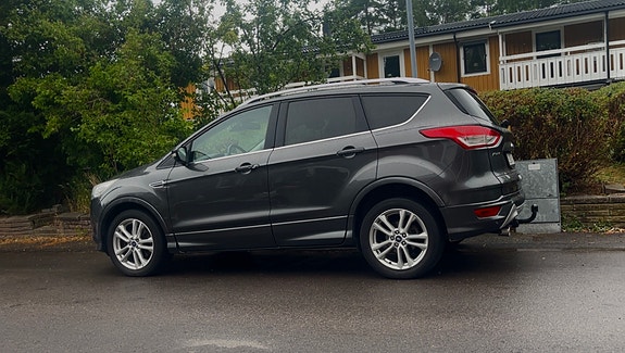 Ford Kuga 3 of 6
