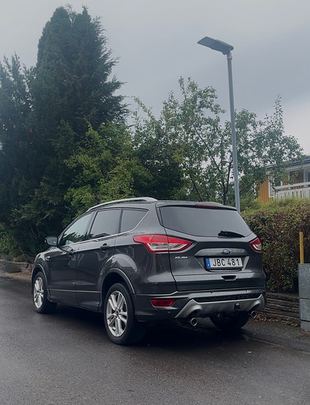 Ford Kuga 2 of 6