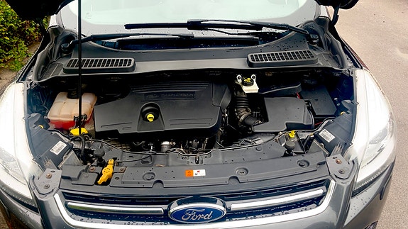 Ford Kuga 5 of 6