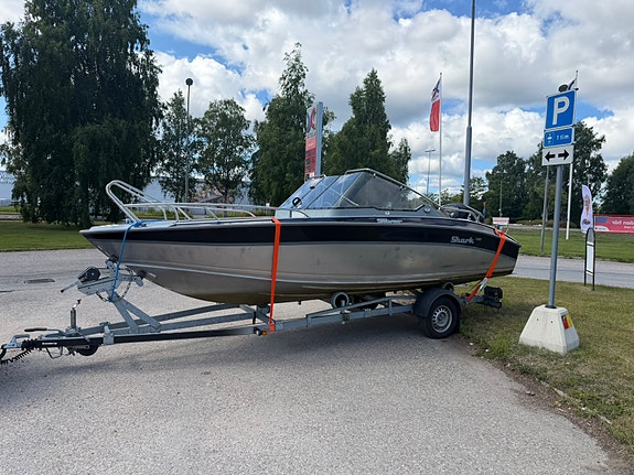Silver 580 DC , är öppen för byte mot nyare daycruiser. 5 of 5