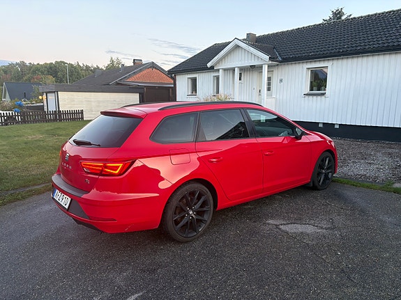 Seat Leon 3 of 7