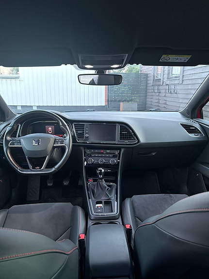 Seat Leon 6 of 7
