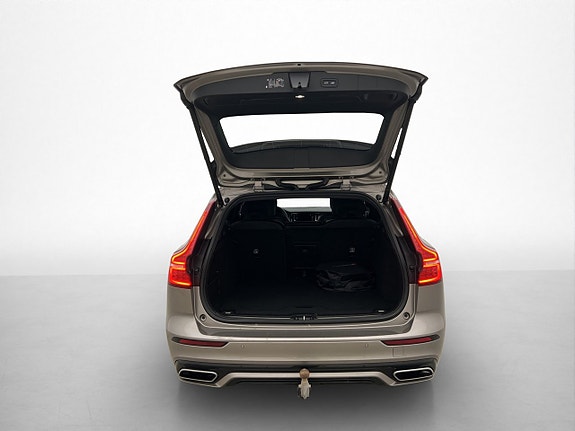 Volvo V60 10 of 30