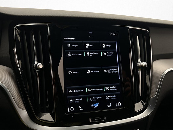 Volvo V60 22 of 30
