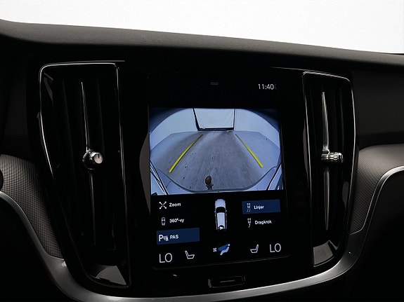 Volvo V60 17 of 30