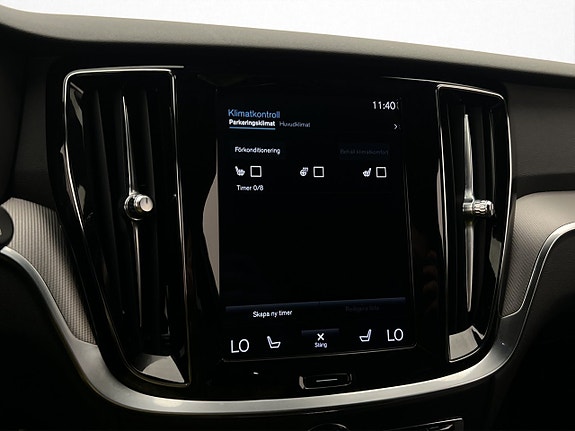Volvo V60 19 of 30