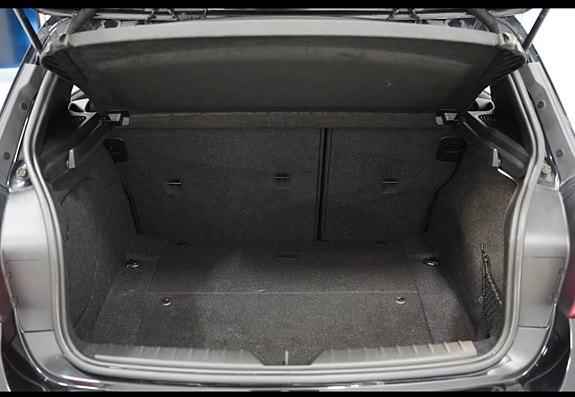 BMW 118d 10 of 10