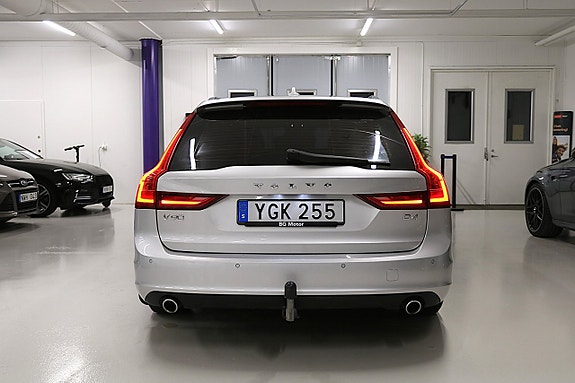 Volvo V90 9 of 30