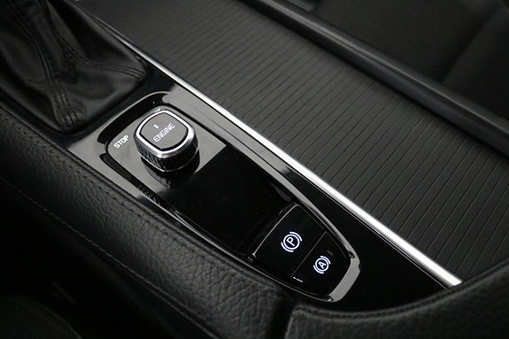 Volvo V90 27 of 30