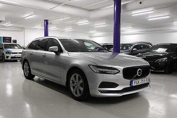 Volvo V90 7 of 30
