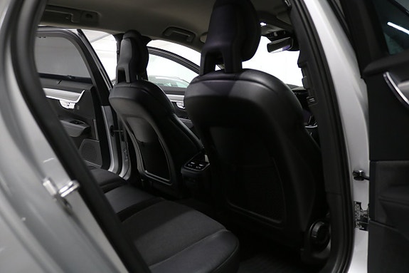 Volvo V90 17 of 30