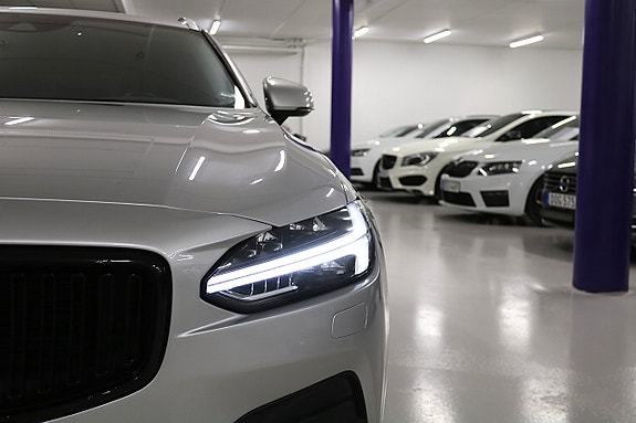 Volvo V90 5 of 30