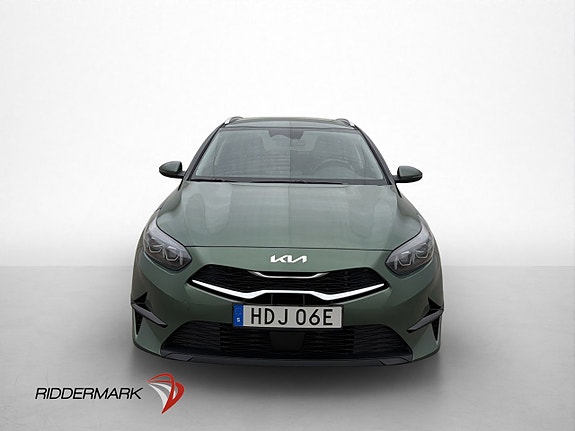 Kia Ceed 2 of 30
