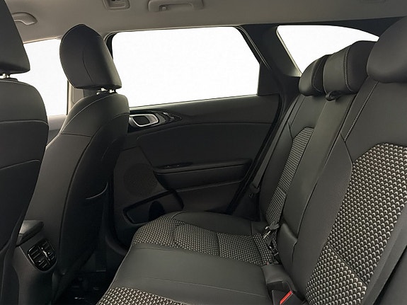 Kia Ceed 21 of 30