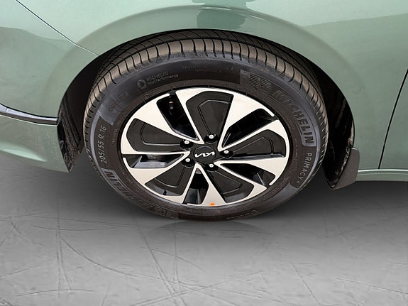 Kia Ceed 30 of 30