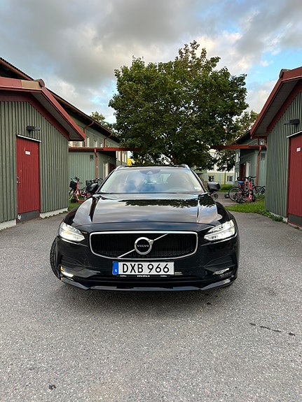 Volvo V90 10 of 22