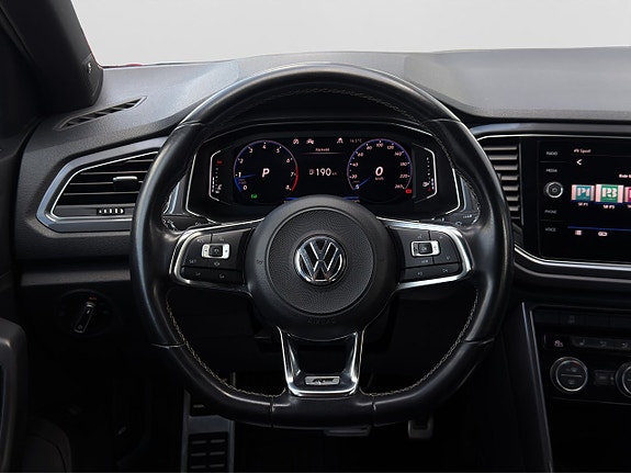 Volkswagen T-Roc 15 of 30