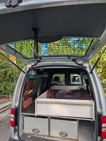 Volkswagen Caddy Maxi 6 of 8