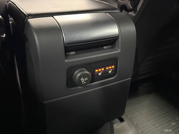 Volvo XC70 15 of 29