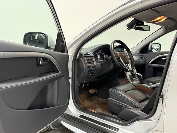 Volvo XC70 9 of 29