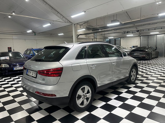 Audi Q3 4 of 20