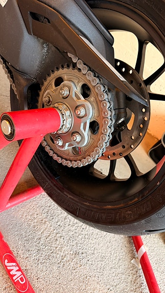 Ducati Multistrada V4S pikés peak 2 of 3