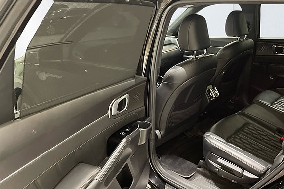 Kia Sorento 7 of 11