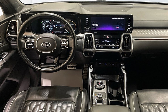 Kia Sorento 8 of 11