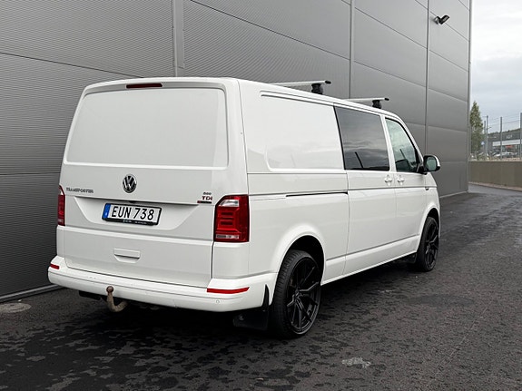Volkswagen Transporter 3 of 17