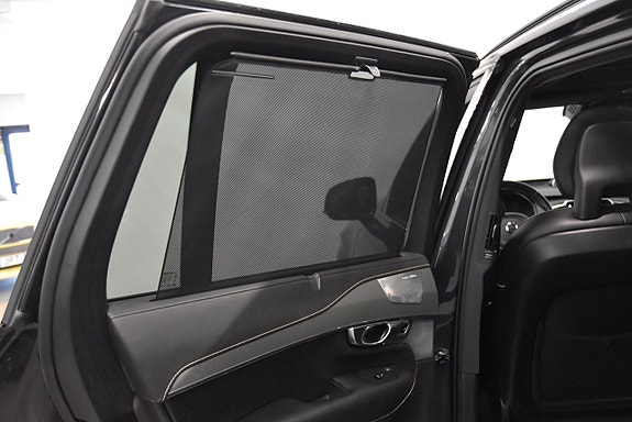 Volvo XC90 21 of 30