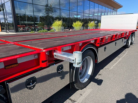 Hakarps - 38 tons bodvagn med hydraulisk sandwich ramp 11 of 12