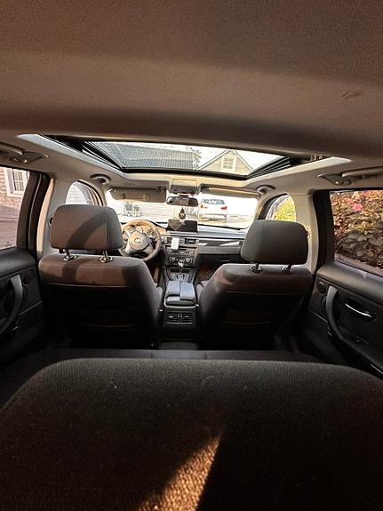BMW 320d 9 of 12