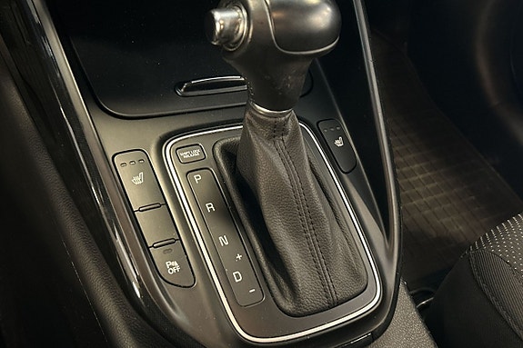 Kia Carens 18 of 22