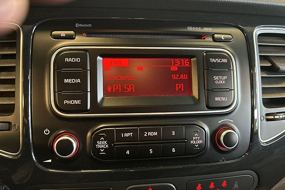 Kia Carens 16 of 22