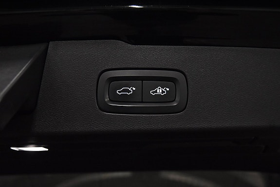 Volvo V60 Cross Country 27 of 28