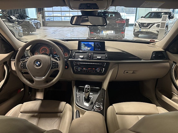 BMW ActiveHybrid 3 10 of 20