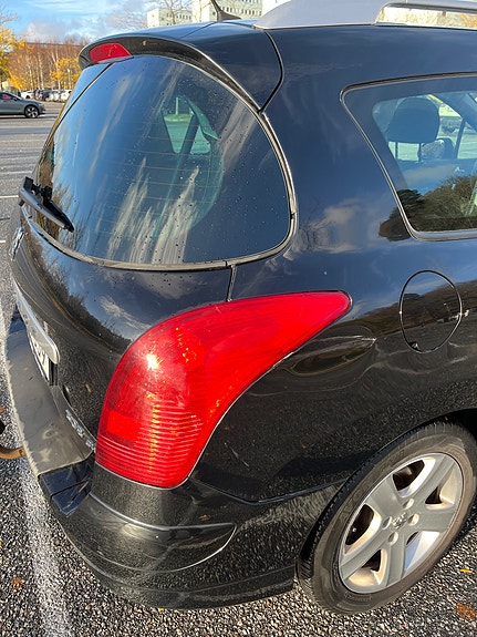 Peugeot 308 SW 7 of 7