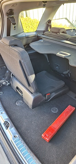 Peugeot 308 SW 5 of 7