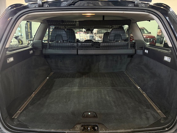 Volvo V70 10 of 27