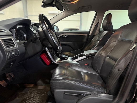 Volvo V70 14 of 27