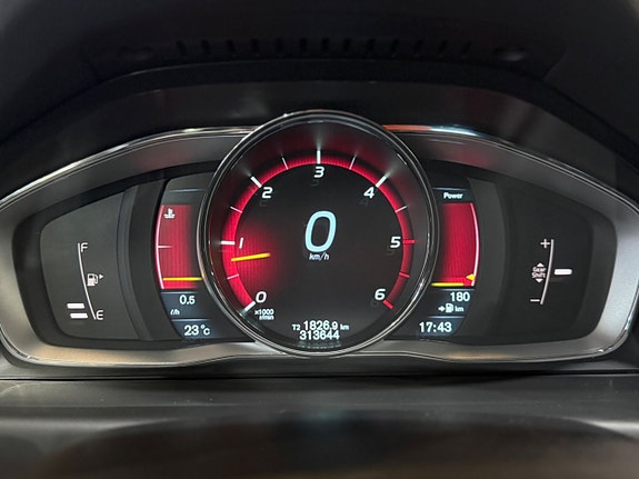 Volvo V70 21 of 27