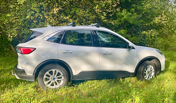 Ford Kuga 3 of 7